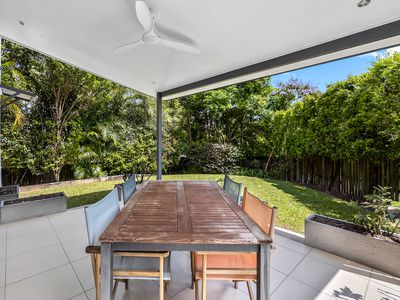 1 / 21 Tewantin Road, Cooroy