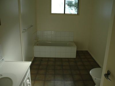 101 KINGFISHER STREET, Longreach