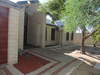 3 Dolium Court, Heathridge