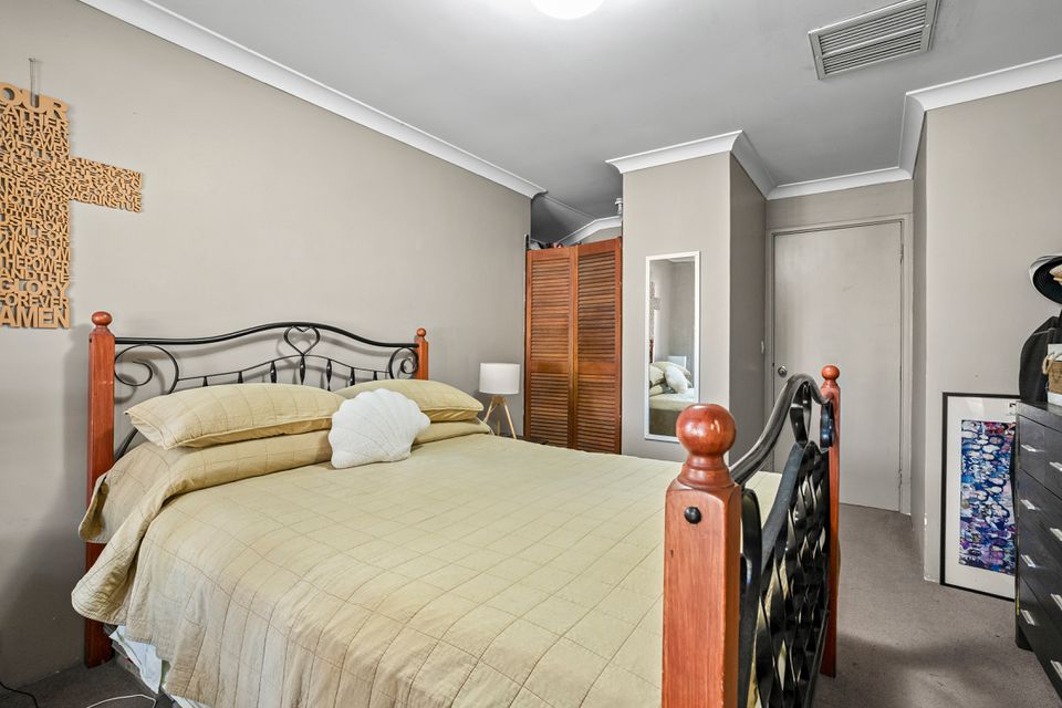 6 Ocean Place, Waikiki