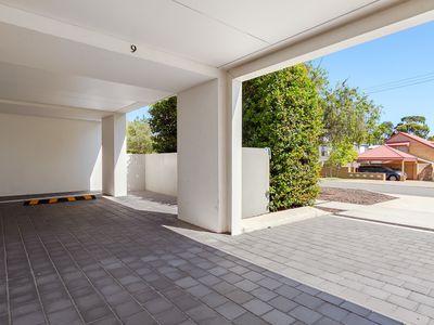 9 / 28 Pollard Street, Glendalough