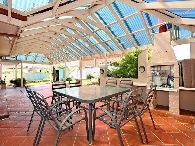 1 Marina Cres, Cecil Hills