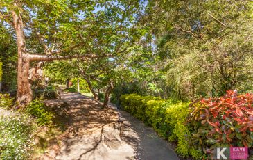 126 Stoney Creek Road, Beaconsfield Upper