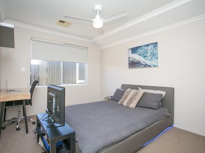 62 Salwood Loop, Banksia Grove