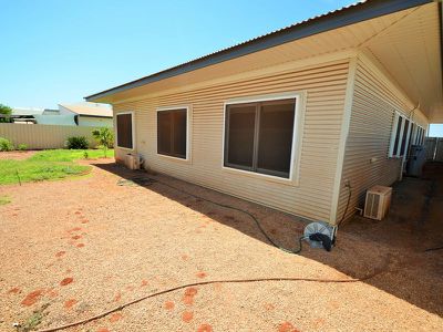 7 Saladin Way, South Hedland