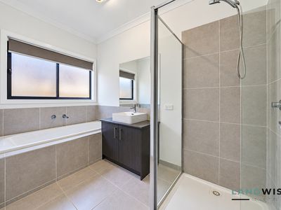 46 Joey Crescent, Deanside