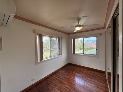 1 / 11 Coorabin Place, Riverwood