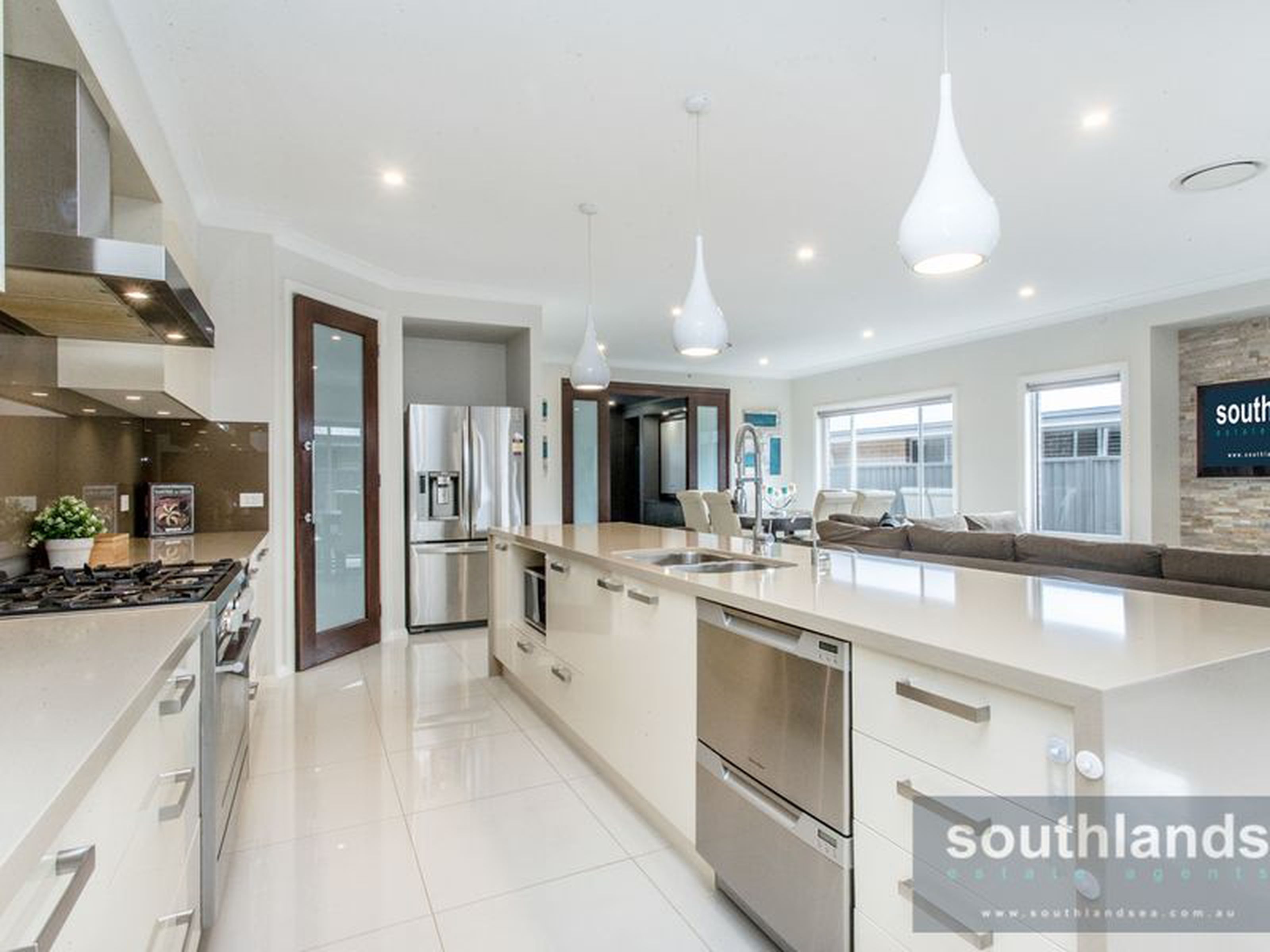 14 Watercress Street, CLAREMONT MEADOWS