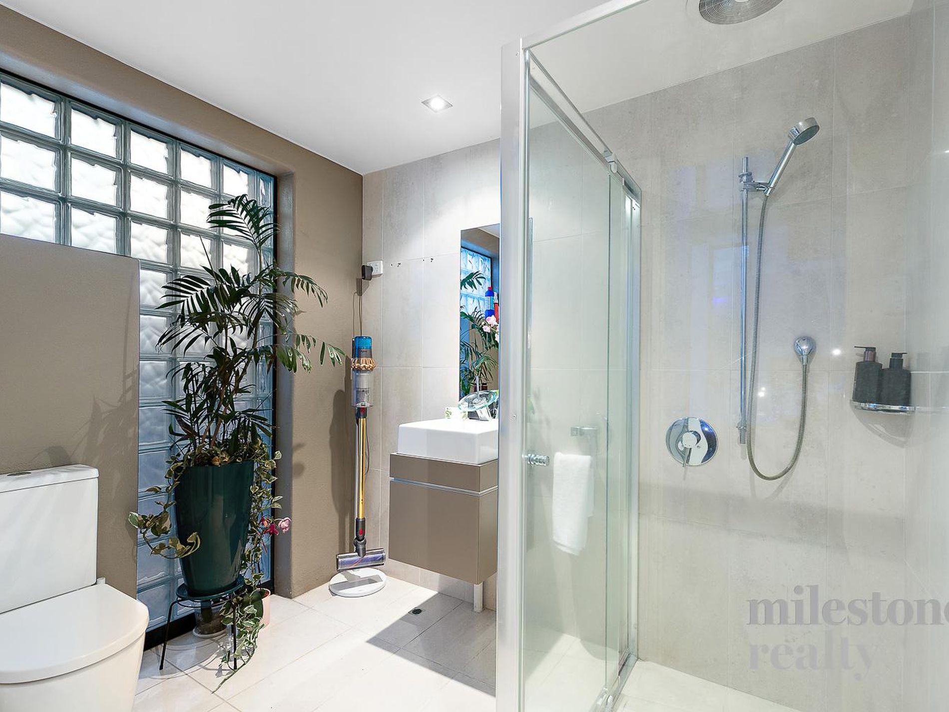 15 Claude Street, Burswood