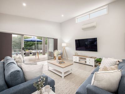 10 GILLMAN TERRACE, Wodonga
