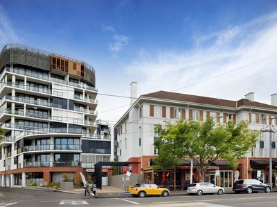 206 / 9 Commercial Road, Melbourne