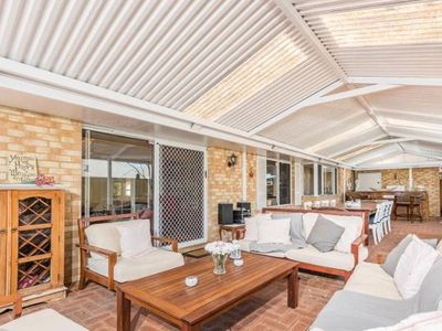 12 Cranston Loop, Kinross