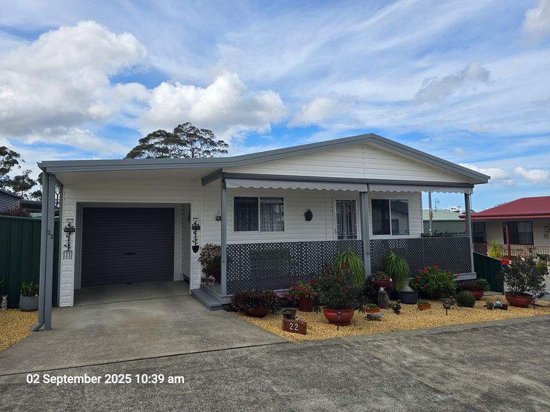 22 / 94 ISLAND POINT ROAD, St Georges Basin