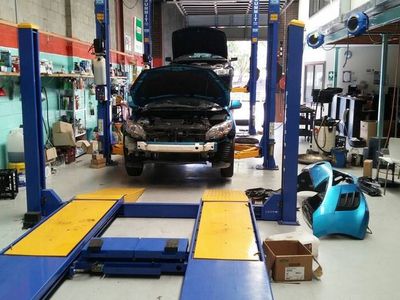 Auto mechanic Services