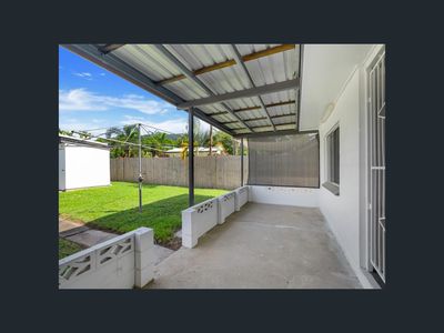 21 York Street, Whitfield