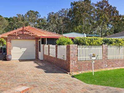 18B Higgins Close, Tea Gardens