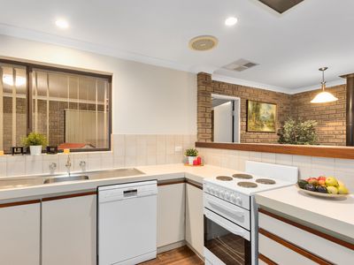 29 Helena Crescent, Thornlie