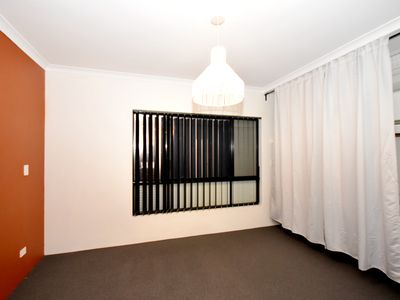 2 Arrino Road, Midvale
