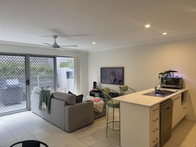 22 / 19 Whittley court, Pimpama