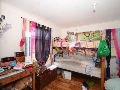 3 SOUTH STREET, Urangan