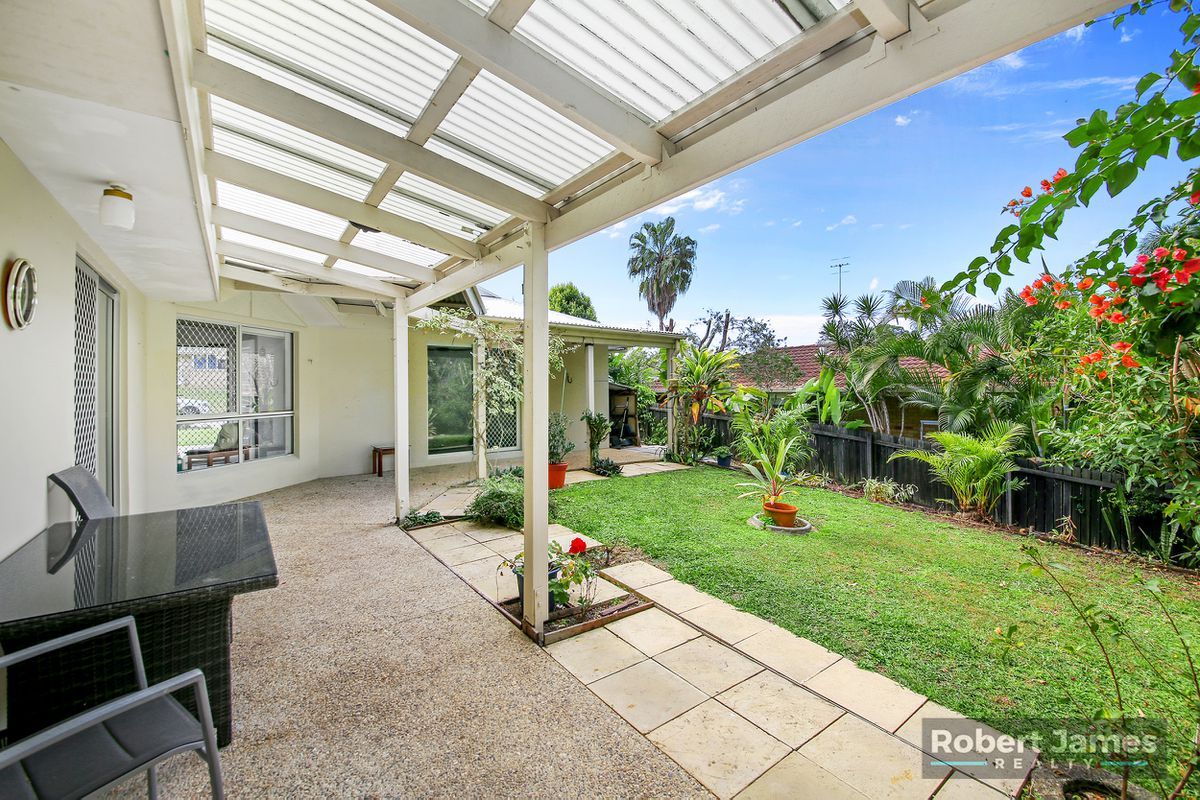 121 Outlook Drive, Tewantin