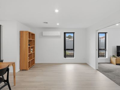 58 Deavan Drive, Shorewell Park