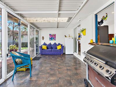 37 Centenary Road, Albion Park