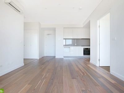707 / 10 Regent Street, Wollongong