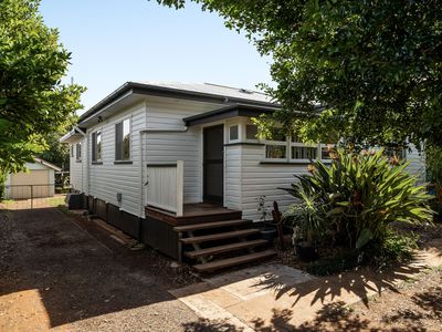 97 Curzon Street, East Toowoomba
