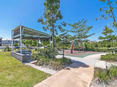124 Cooper Crescent, Rochedale