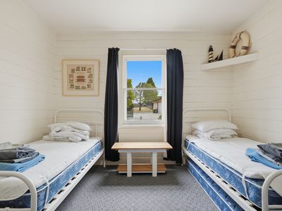 1 Lagoon Beach Road, Low Head