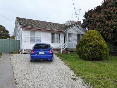 11 Howard Pl, Seymour