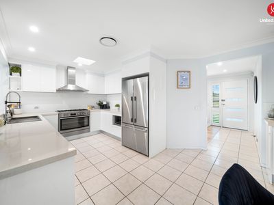 8 Riddell Street, West Hoxton