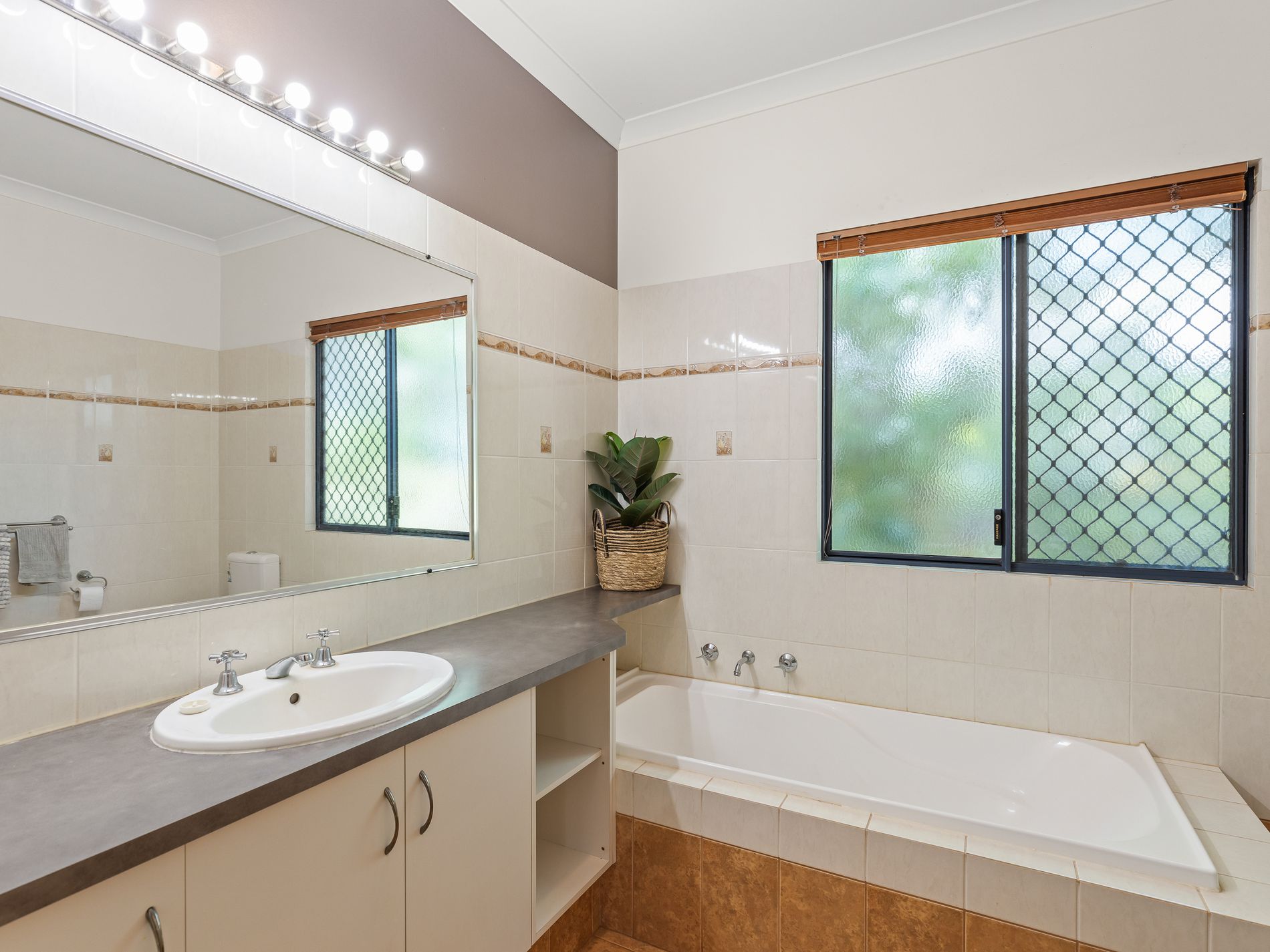 42 Eleanor Loop, Cable Beach