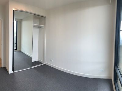 2514 / 864 Blackburn Road, Clayton