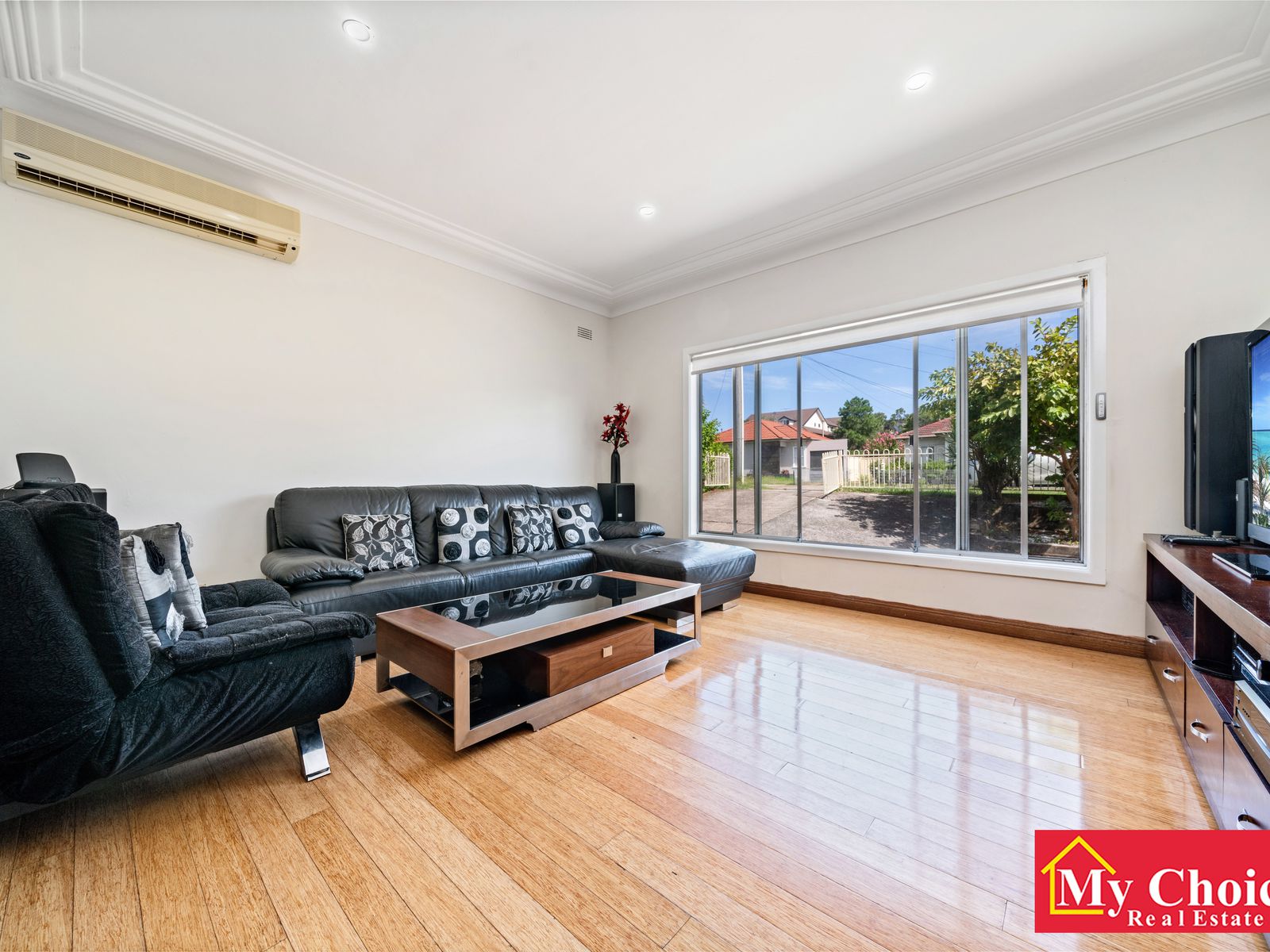 27 McGirr Parade, Warwick Farm