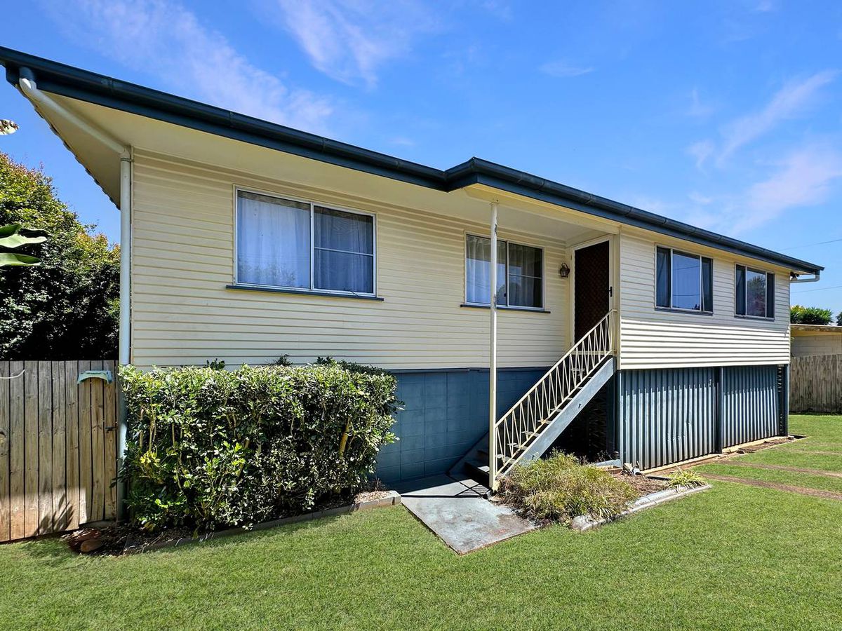 7 Eighth Avenue, Atherton