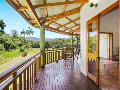 69863 Bruce Highway, Aloomba