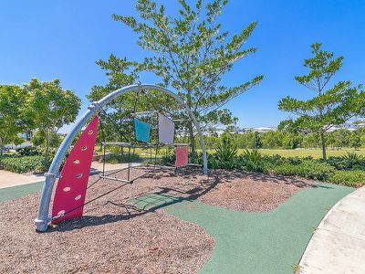 126 Cooper Crescent, Rochedale
