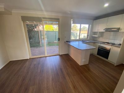 2 / 2 Roberts Road, Casula