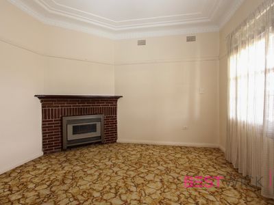 8 Cross Street, Bathurst
