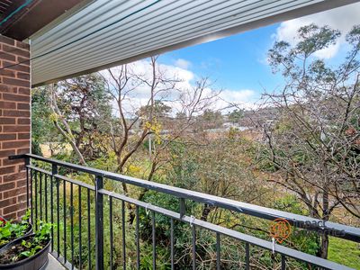 11 / 9 Farrer Place, Farrer