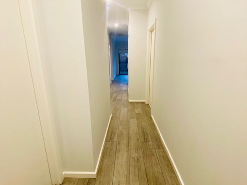23 Chromite Circuit, Weir Views
