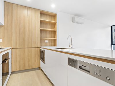 1304 / 46 Savona Drive, Wentworth Point