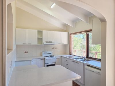 5 Burrawang Crescent, Sunshine Bay