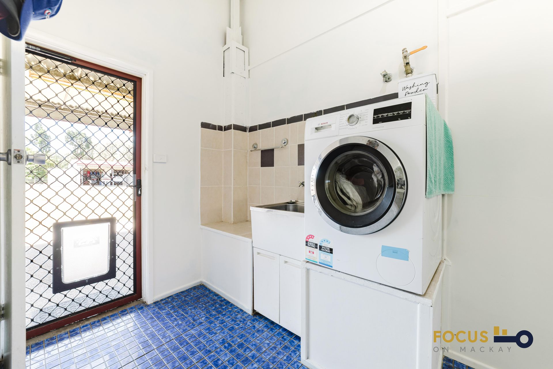 10 Donald Place, Armstrong Beach