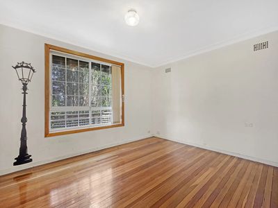 81 Supply Street, Dundas Valley