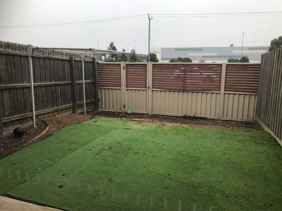 8 / 26B Clairview Road, Deer Park