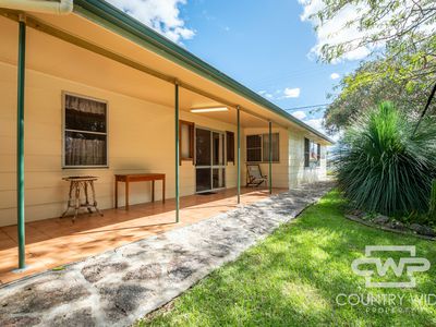 32-34 O'Donnell Street, Emmaville