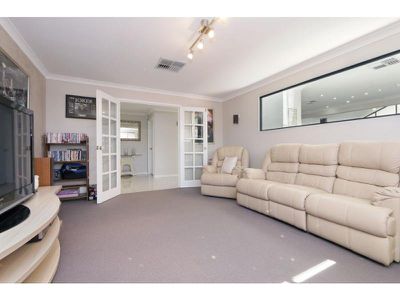 34 Barfield Road, Hammond Park